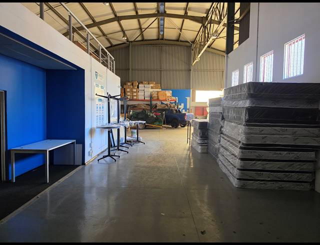 850M² FACTORY FOR SALE IN KYA SANDS